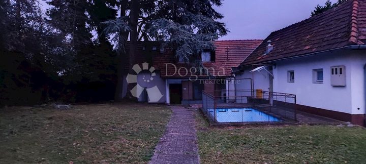 House for sale 252 m² – Donji Grad