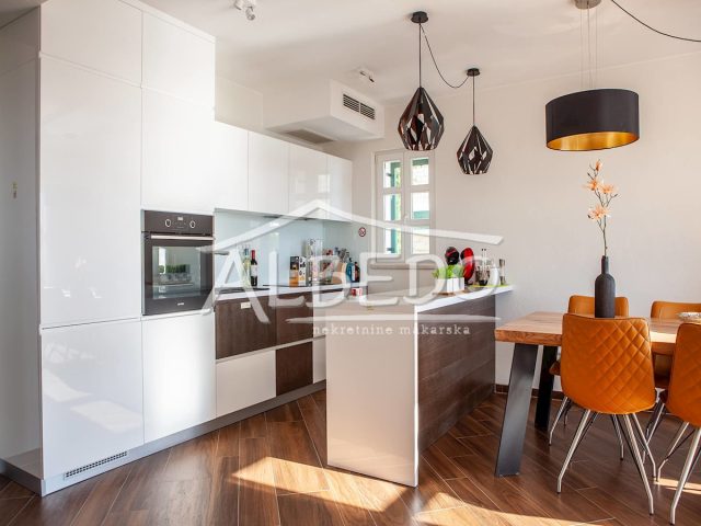 Casa In vendita - Splitsko-dalmatinska Makarska - foto 2/22