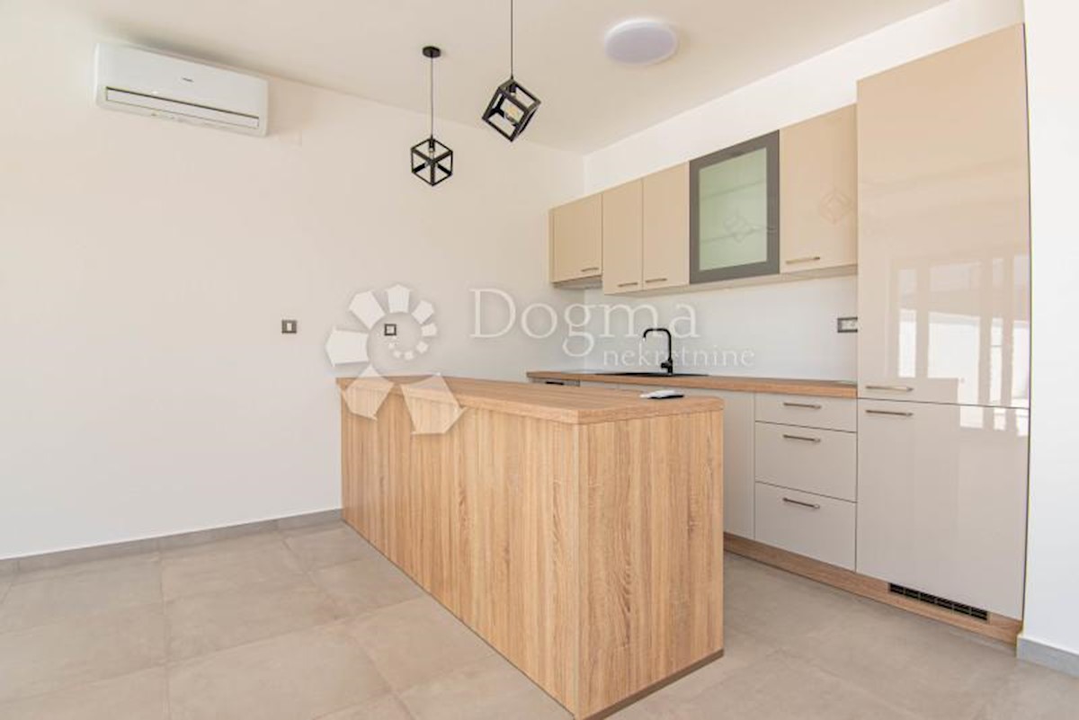 House For sale - ŠIBENSKO-KNINSKA  VODICE 
