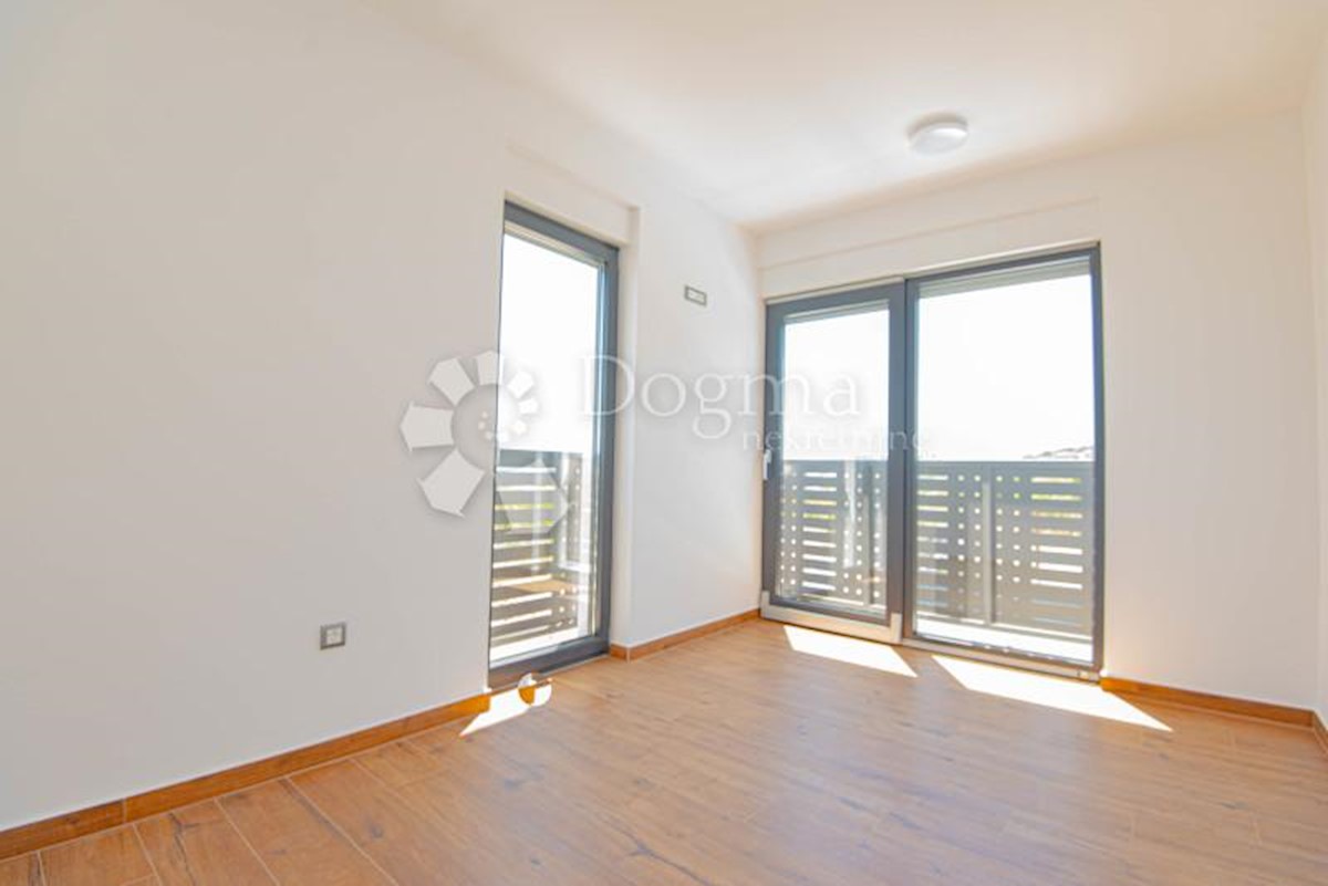 House For sale - ŠIBENSKO-KNINSKA  VODICE 