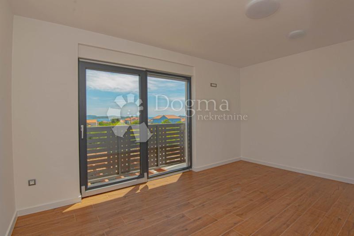 House For sale - ŠIBENSKO-KNINSKA  VODICE 
