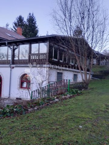 Locaux commerciaux À vendre IVANEC