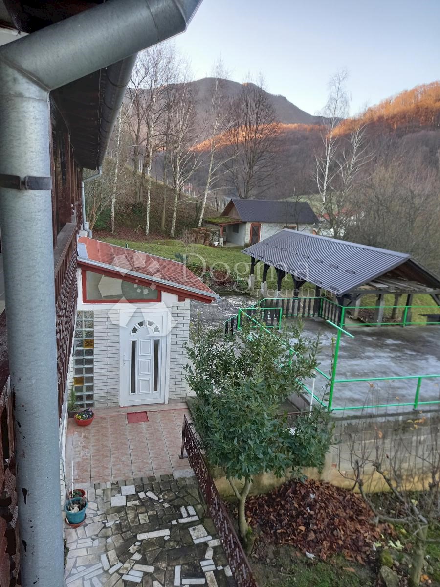 Lokal użytkowy Na sprzedaż - VARAŽDINSKA  IVANEC 