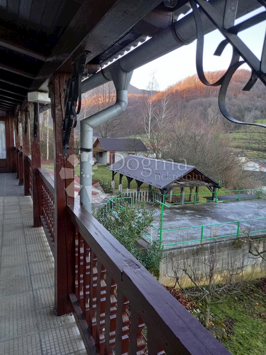 Lokal użytkowy Na sprzedaż - VARAŽDINSKA  IVANEC 