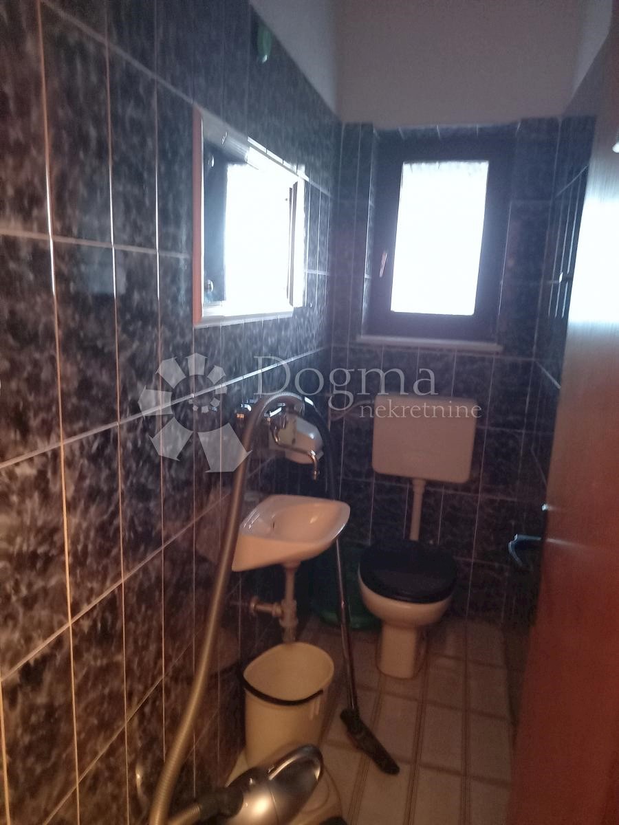 Lokal użytkowy Na sprzedaż - VARAŽDINSKA  IVANEC 