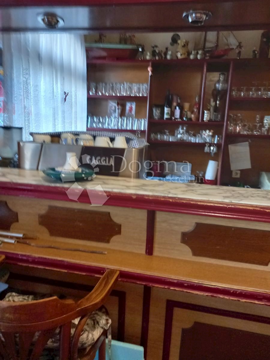 Lokal użytkowy Na sprzedaż - VARAŽDINSKA  IVANEC 