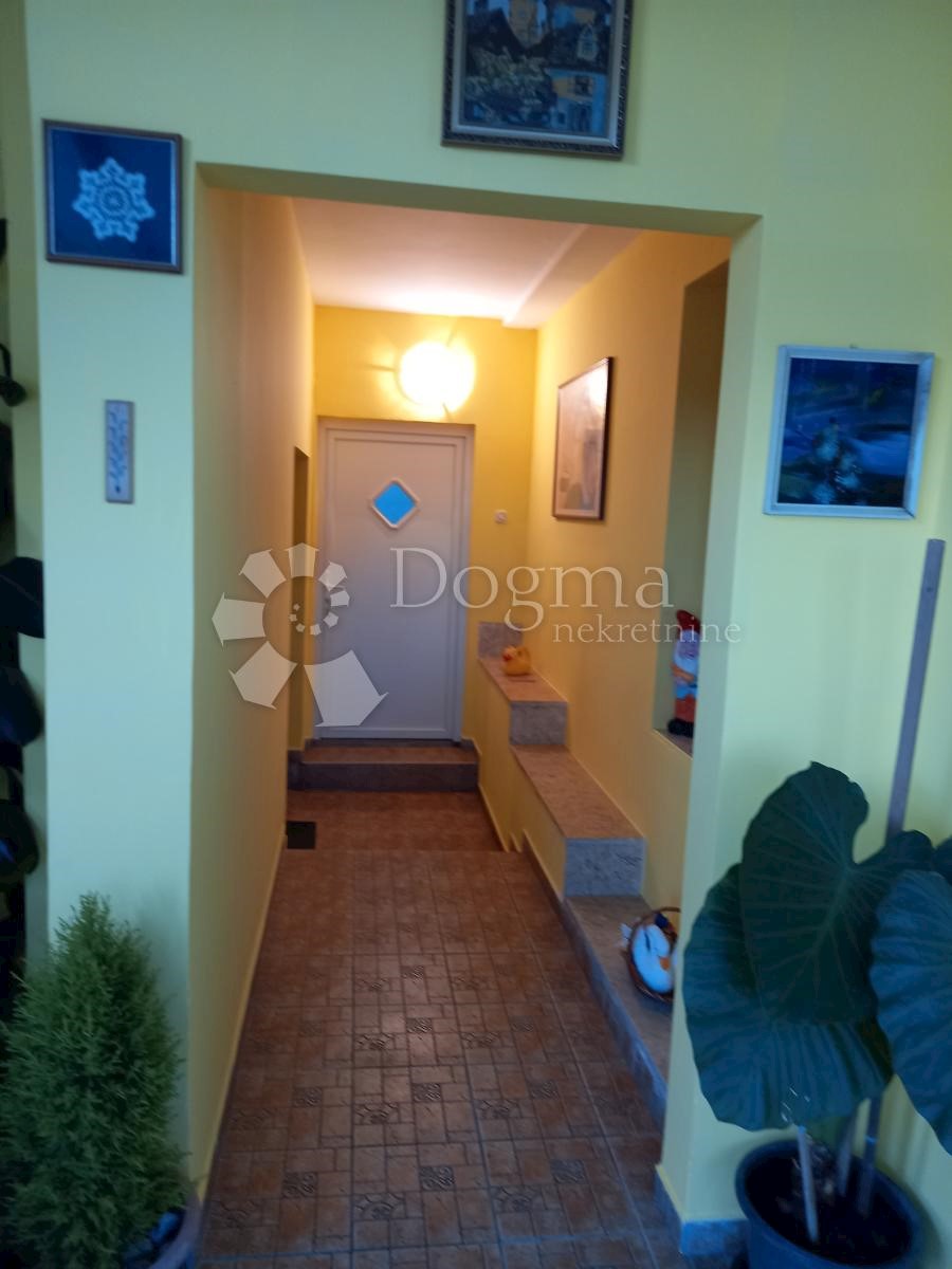 Lokal użytkowy Na sprzedaż - VARAŽDINSKA  IVANEC 