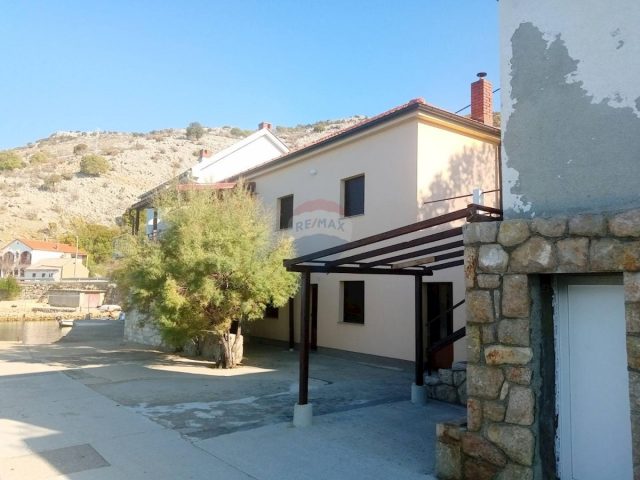 House For sale - Ličko-senjska Karlobag - foto 2/3