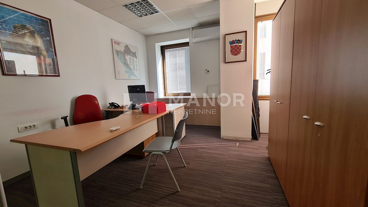 Business premises For rent RIJEKA