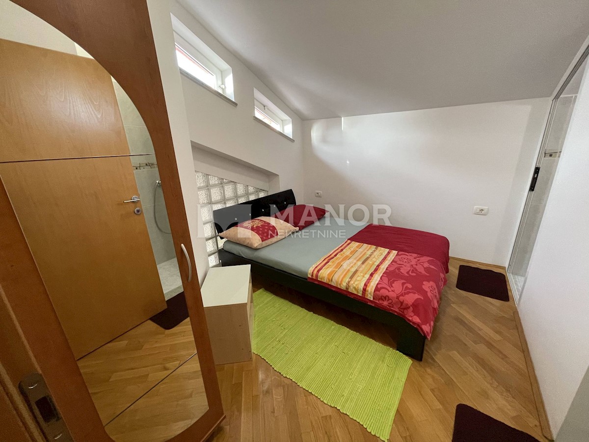 Flat For rent - PRIMORSKO-GORANSKA  RIJEKA 