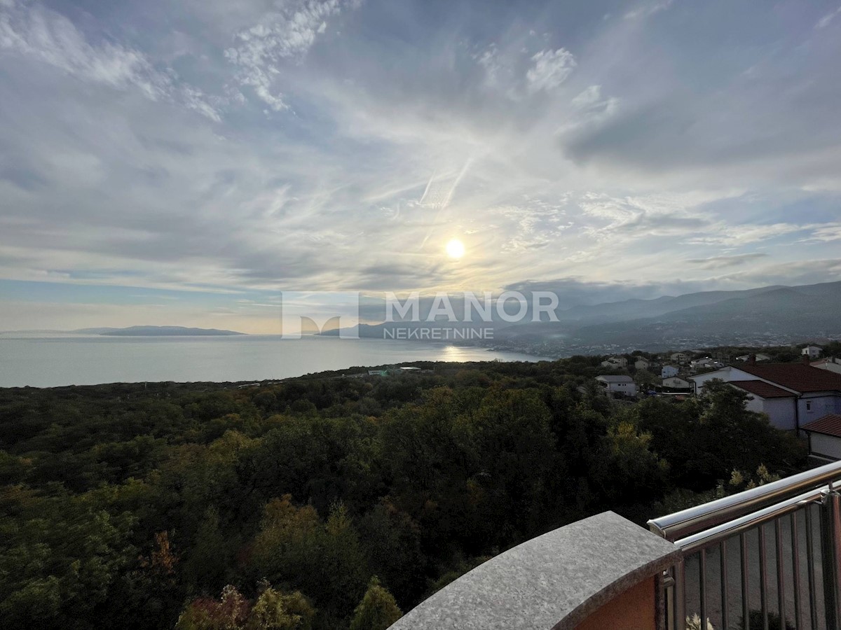 Flat For rent - PRIMORSKO-GORANSKA  RIJEKA 