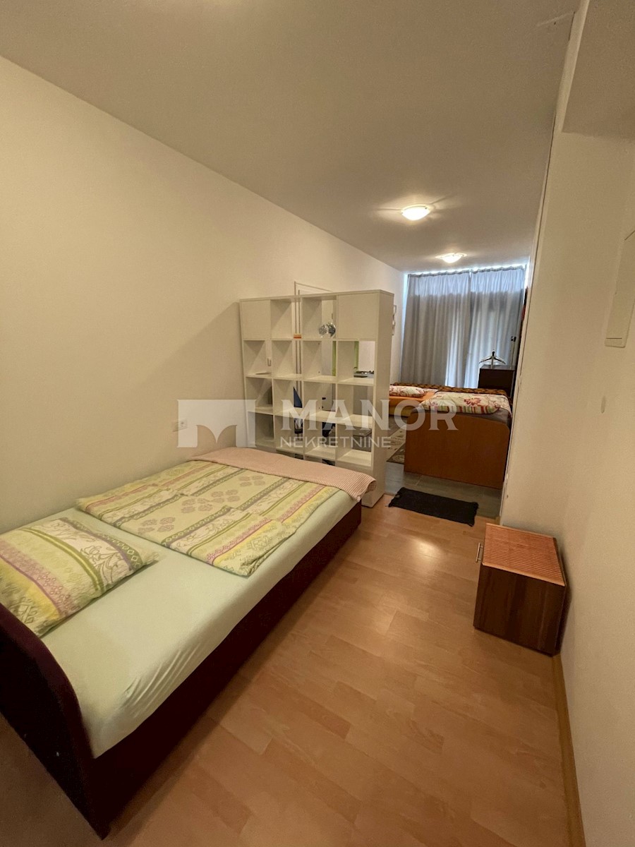 Flat For rent - PRIMORSKO-GORANSKA  RIJEKA 