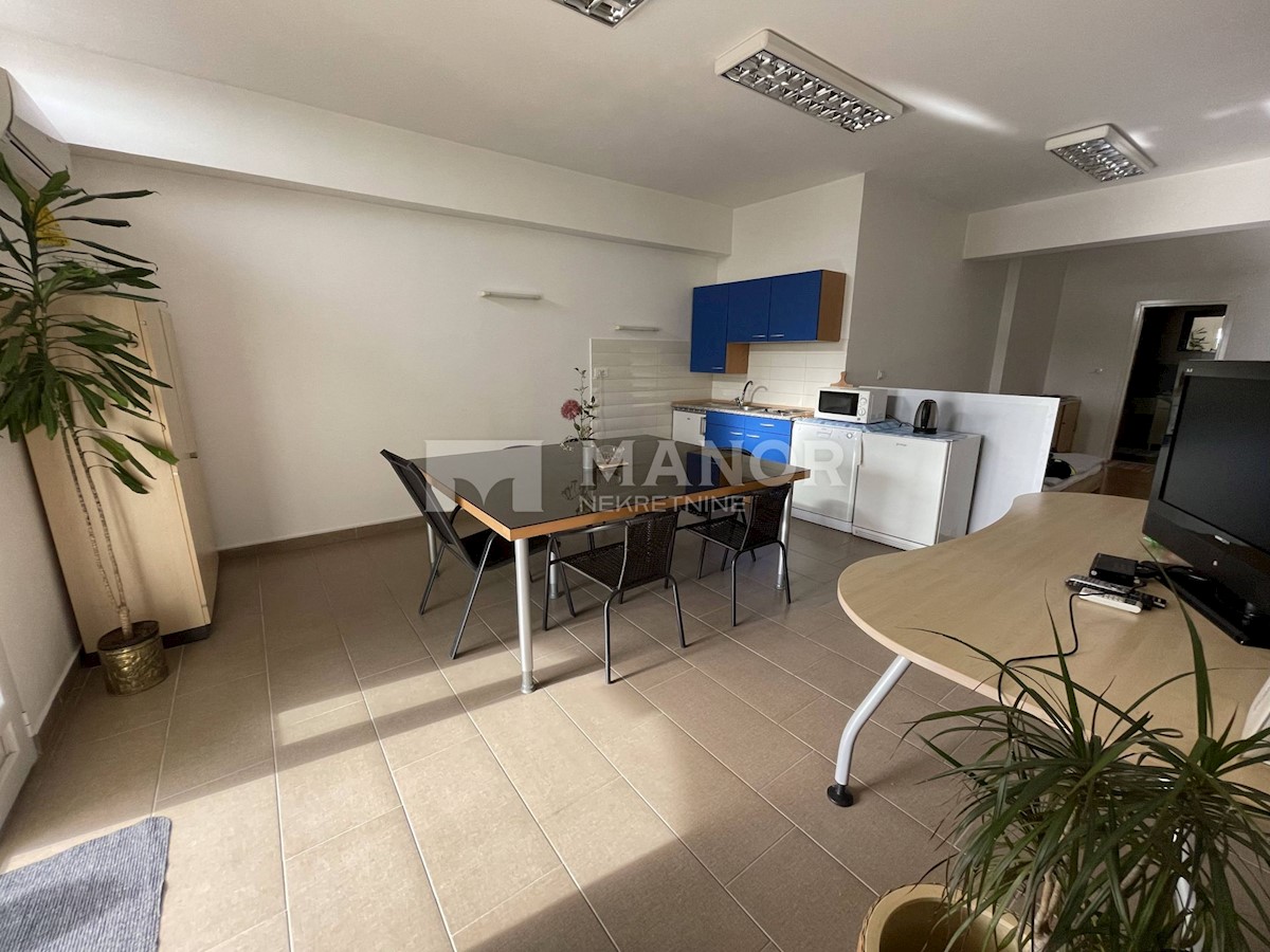 Apartment Zu vermieten - PRIMORSKO-GORANSKA  RIJEKA 