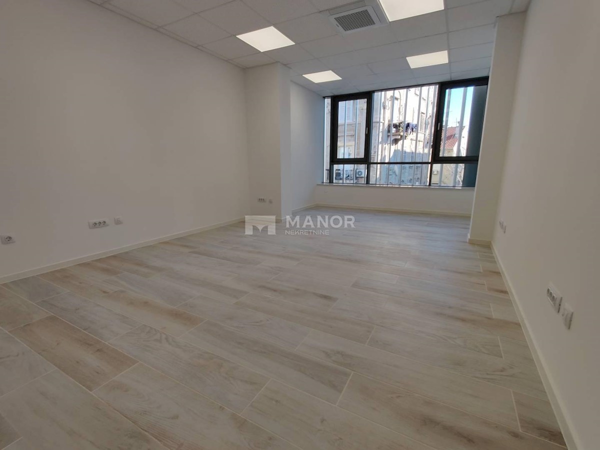 Business premises For rent - PRIMORSKO-GORANSKA  RIJEKA 