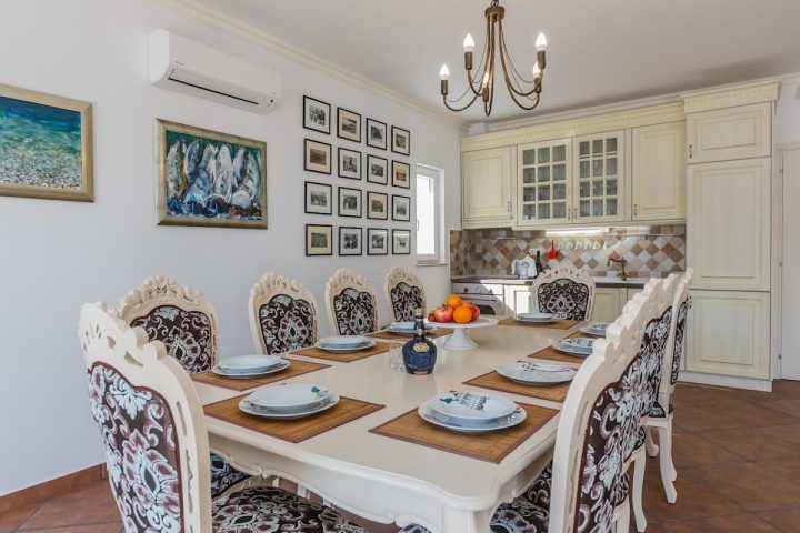 Hiša na predaj 247 m² – Marina