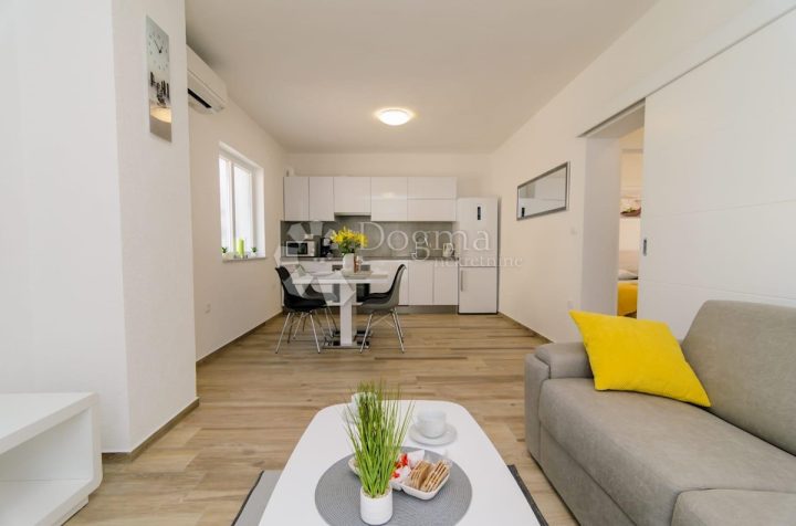 Haus Zu verkaufen - Zadarska Zadar - foto 2/7