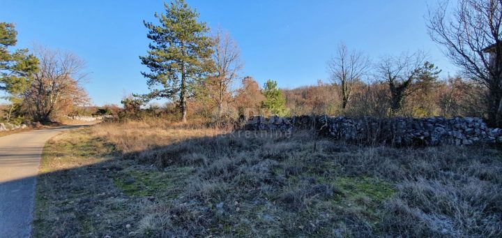 Działka na sprzedaż 1192 m² – Grožnjan