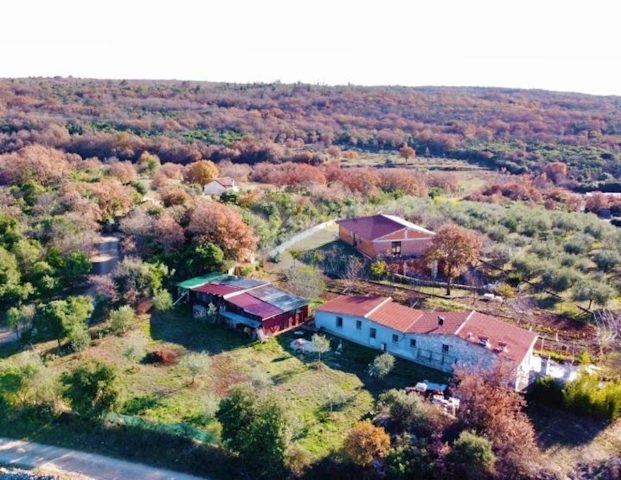 Dům na prodej 350 m² – Rovinjsko Selo