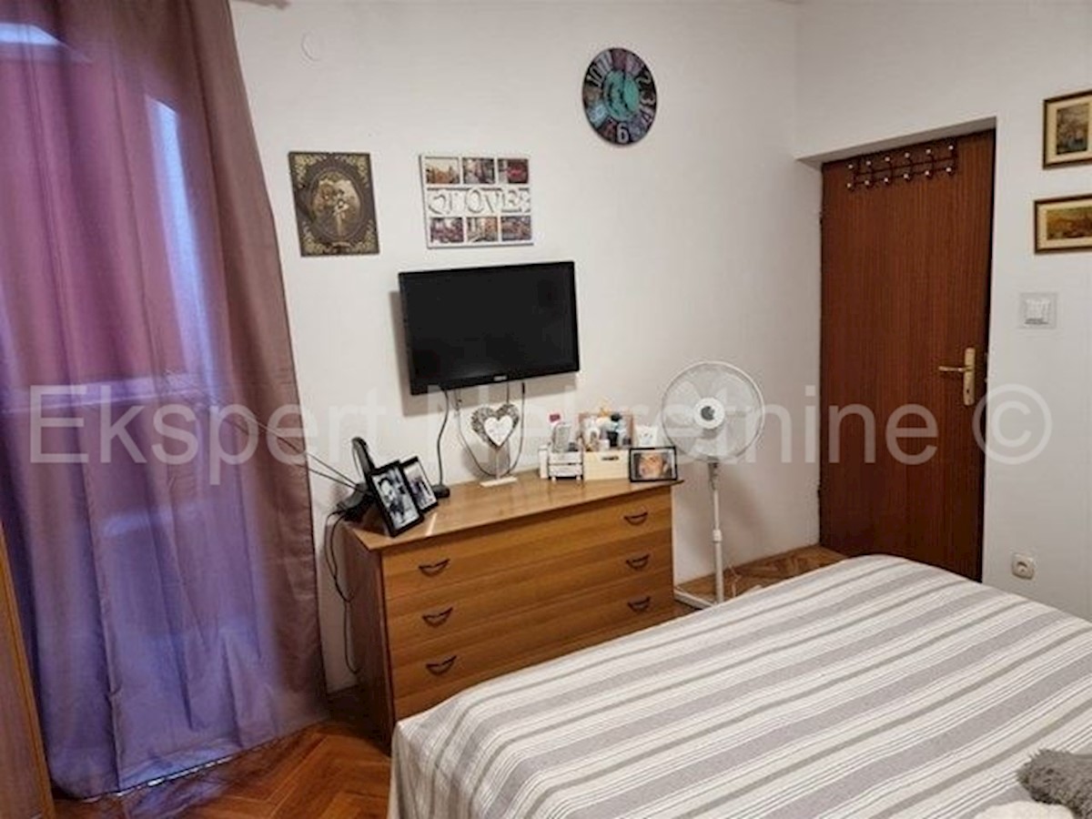 Apartmán Na predaj - SPLITSKO-DALMATINSKA  SPLIT 