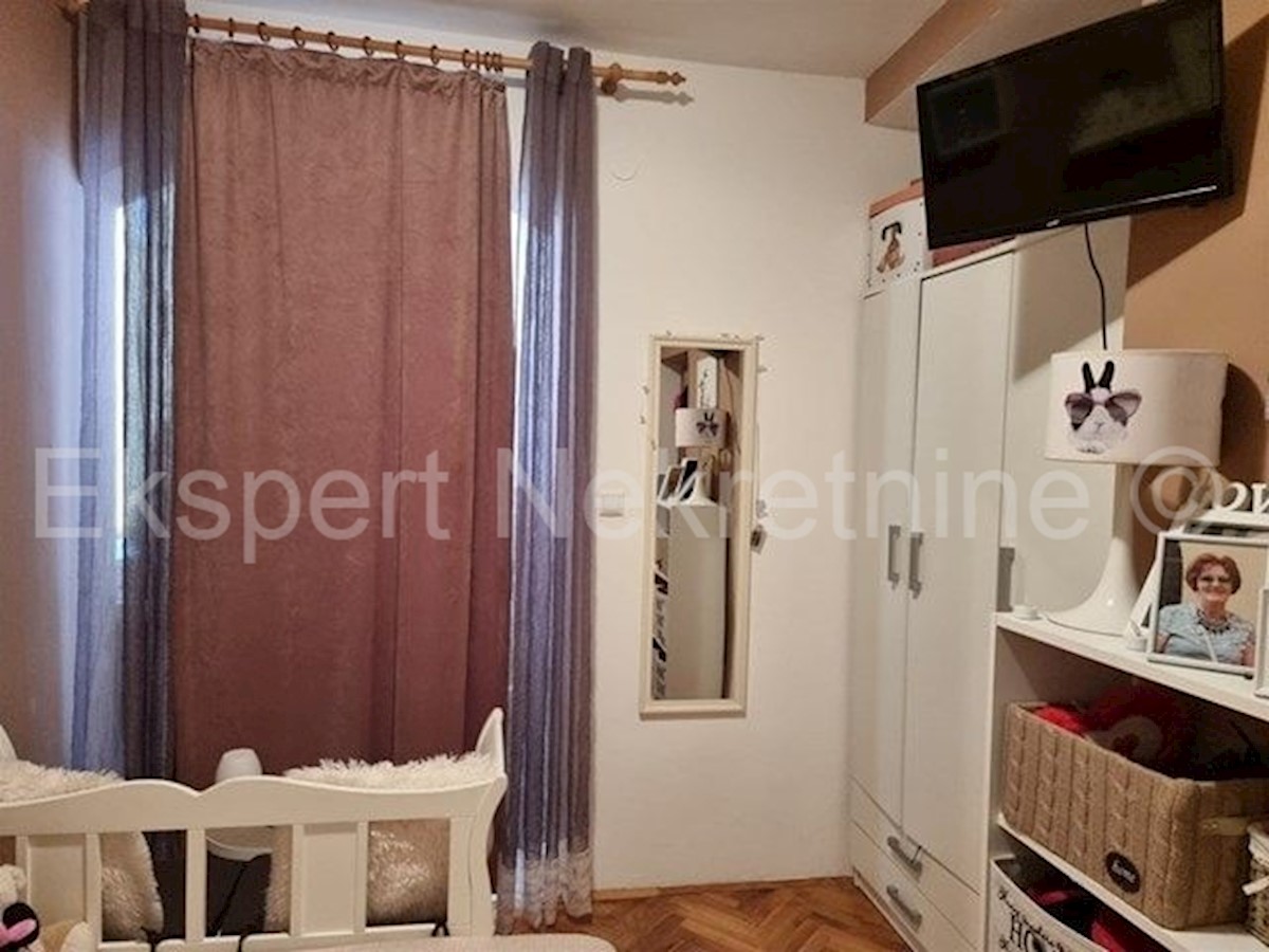 Apartmán Na predaj - SPLITSKO-DALMATINSKA  SPLIT 