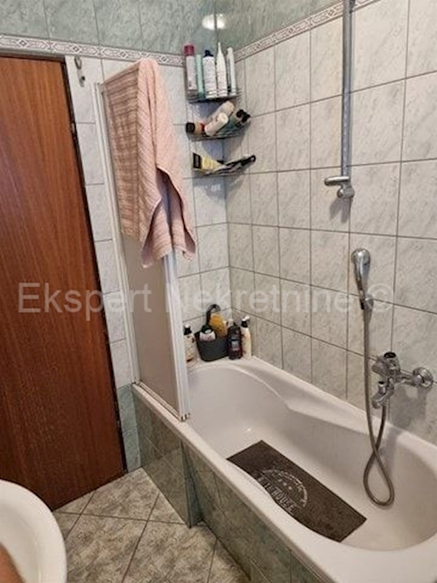 Apartmán Na predaj - SPLITSKO-DALMATINSKA  SPLIT 