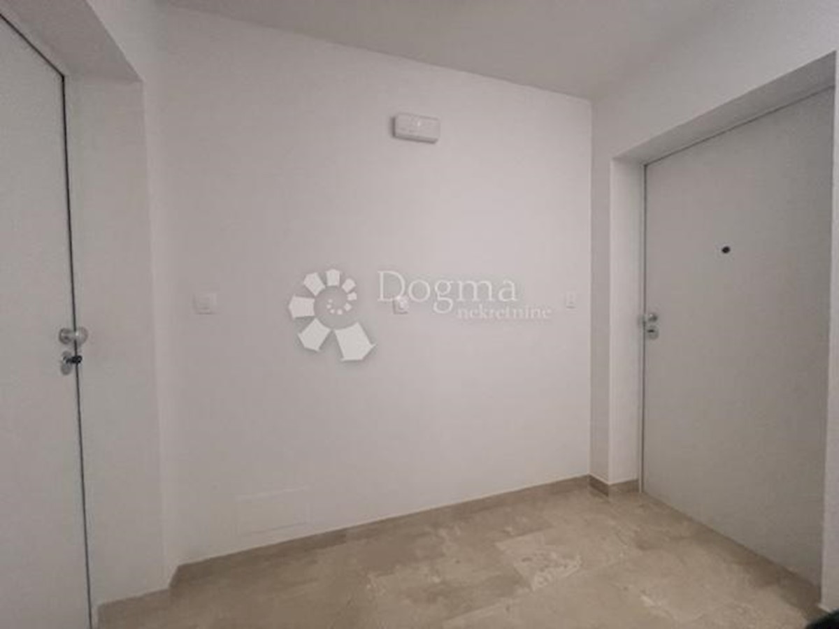 Apartma Naprodaj - PRIMORSKO-GORANSKA  Krk