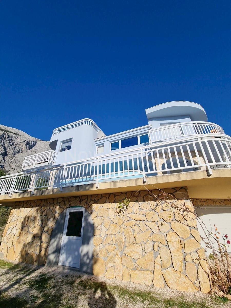 Casa In vendita - SPLITSKO-DALMATINSKA  BAŠKA VODA 