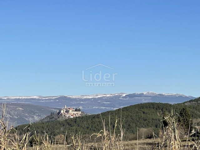 Pozemek na prodej 2670 m² – Rakotule