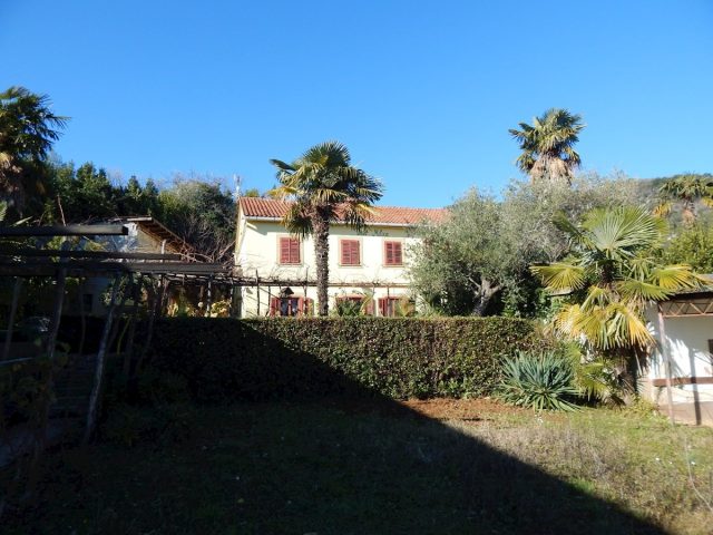 Haus zu verkaufen 280 m² – Medveja