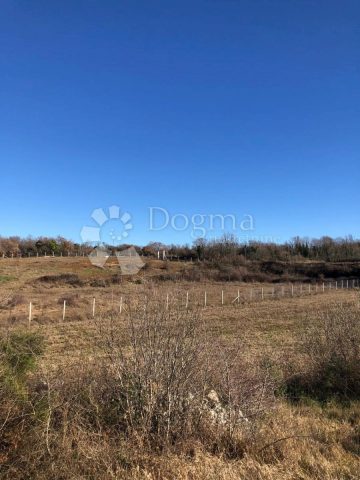 Zemljište na prodaju 9642 m² – Vodnjan