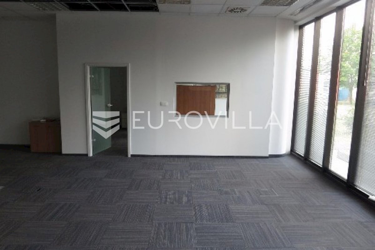 Business premises For rent - ZAGREBAČKA  VELIKA GORICA 