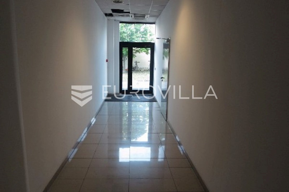 Business premises For rent - ZAGREBAČKA  VELIKA GORICA 