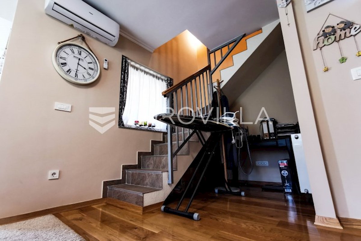 House For sale - ZAGREBAČKA  JASTREBARSKO 