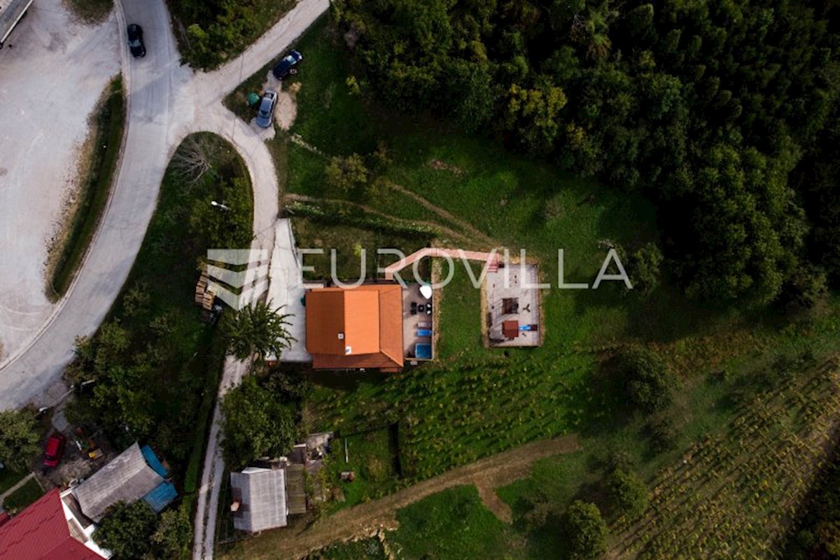 Haus Zu verkaufen - ZAGREBAČKA  JASTREBARSKO 