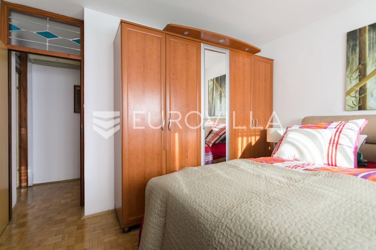 Apartmán Na predaj - GRAD ZAGREB  ZAGREB 