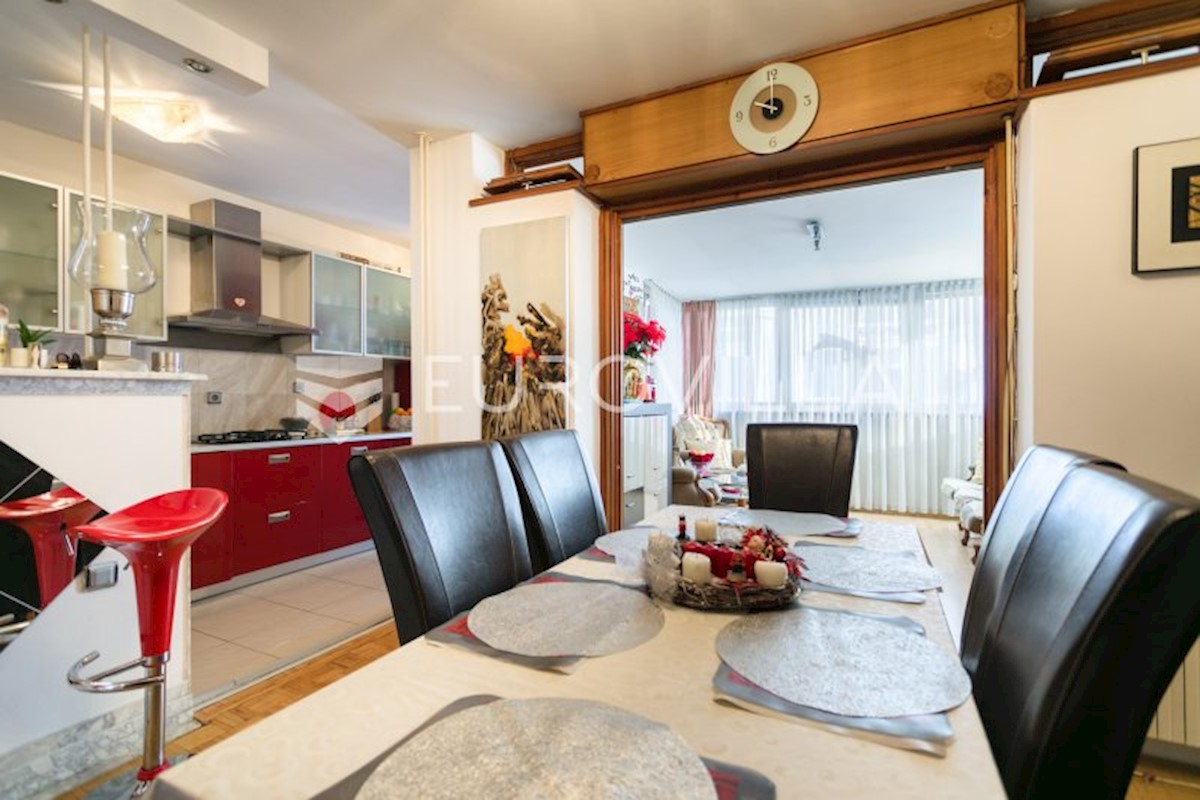 Apartmán Na predaj - GRAD ZAGREB  ZAGREB 