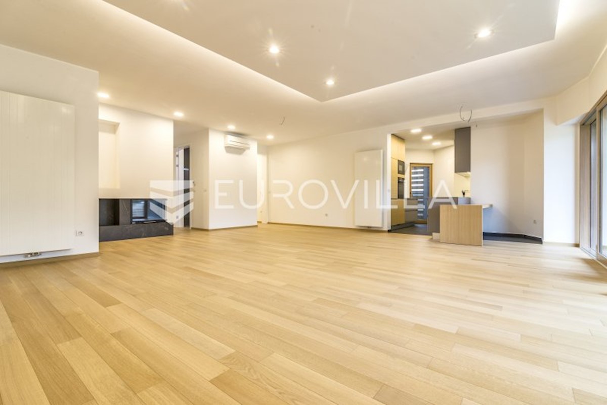 Appartement À louer - GRAD ZAGREB  ZAGREB 