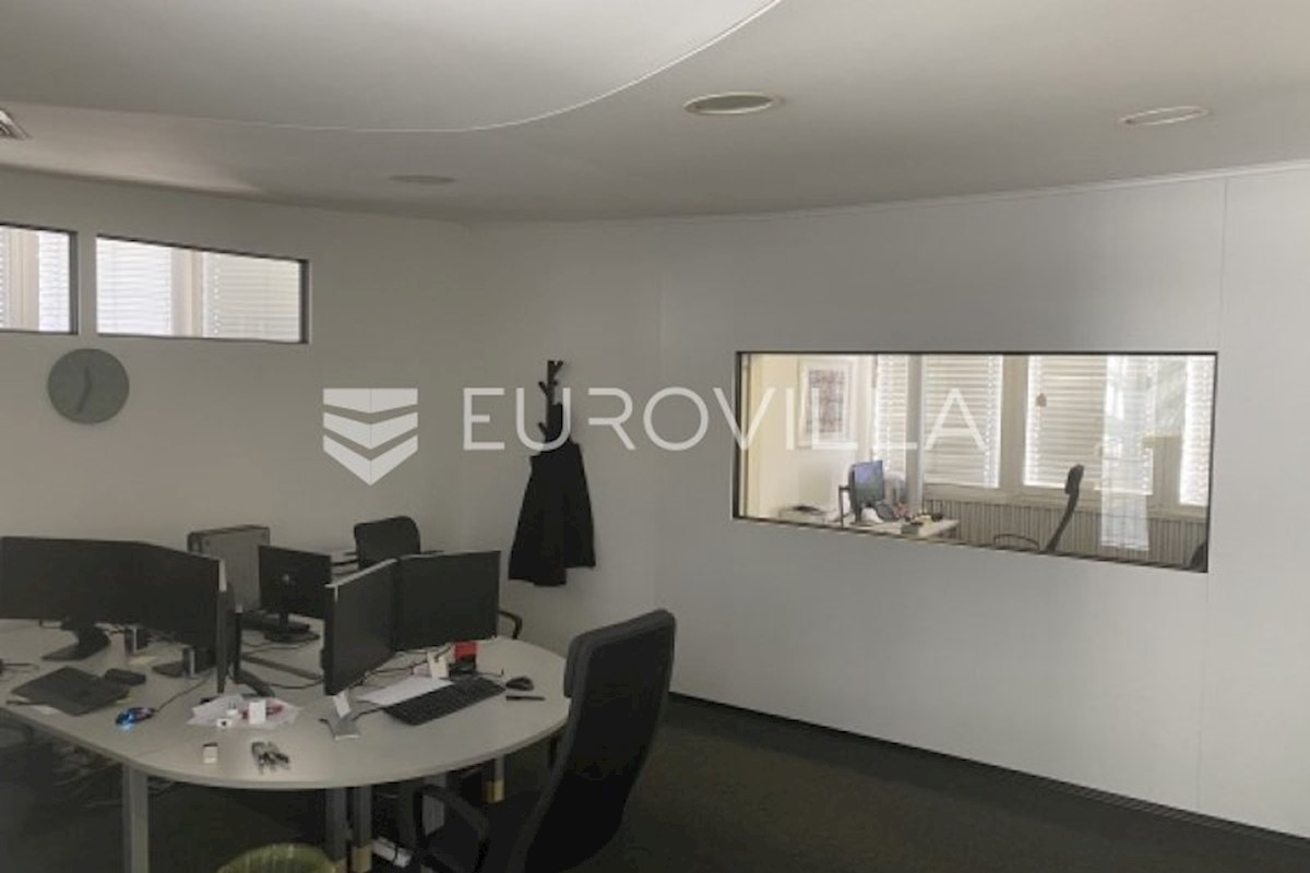 Business premises For rent DUBRAVA