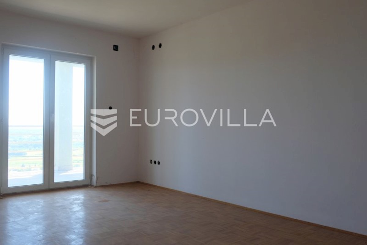 House For sale - ZAGREBAČKA  DUBRAVA 