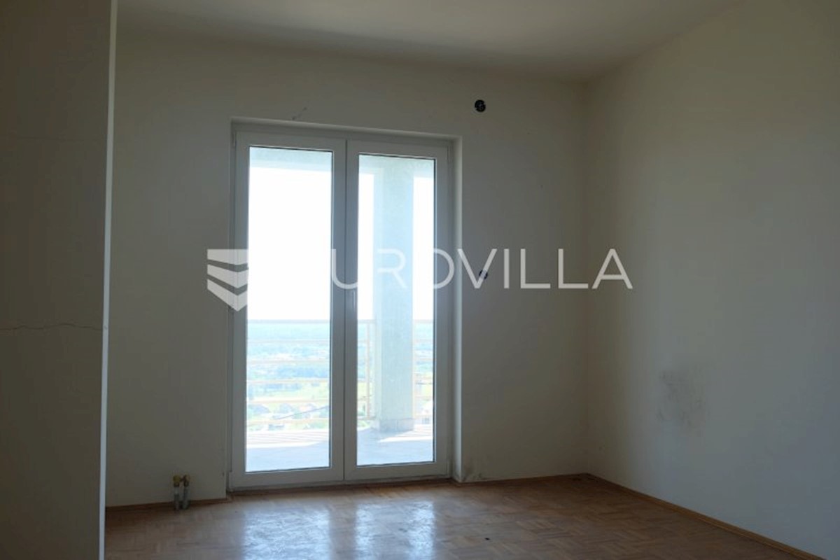 House For sale - ZAGREBAČKA  DUBRAVA 