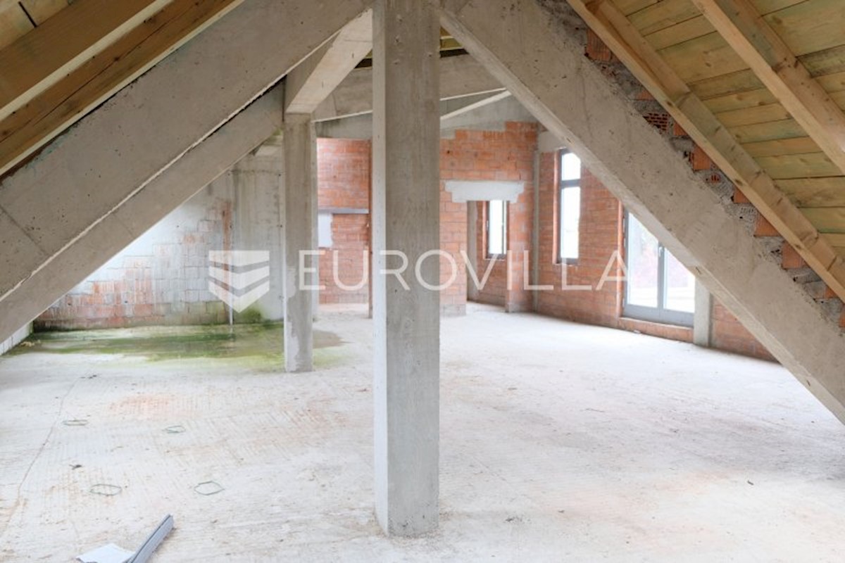 Business premises For sale - ZAGREBAČKA  SAMOBOR 