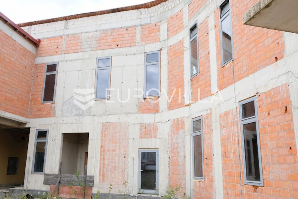 Business premises For sale - ZAGREBAČKA  SAMOBOR 