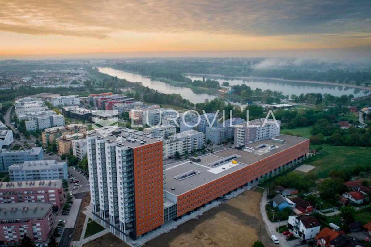 Locaux commerciaux À louer - ISTARSKA  VIŽINADA 