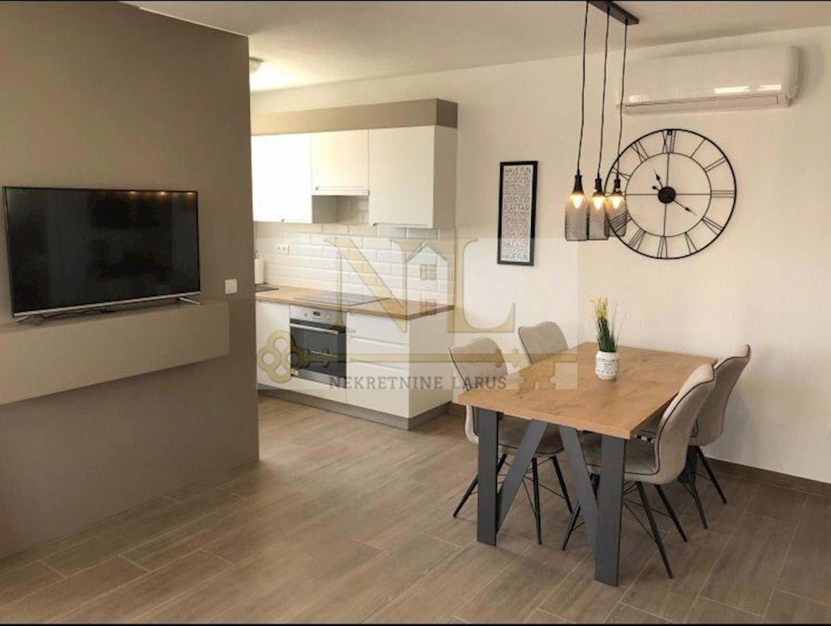 Appartement À vendre - SPLITSKO-DALMATINSKA  ČIOVO 