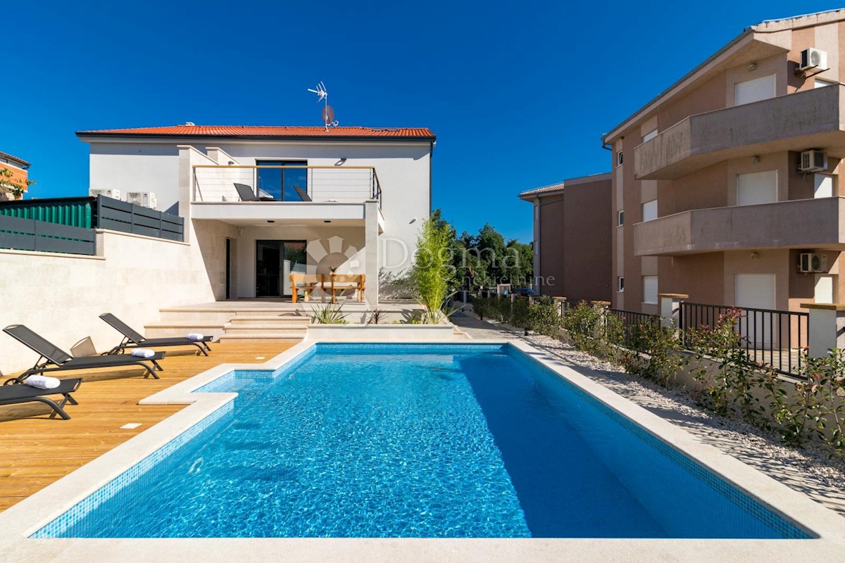 Casa In vendita - ISTARSKA  LIŽNJAN 