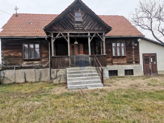 Dom Na sprzedaż OBOROVO