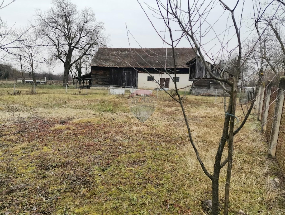 Kuća Na prodaju - ZAGREBAČKA  RUGVICA 