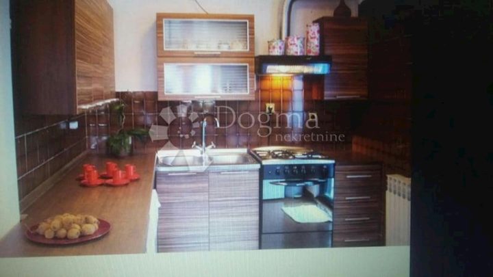 Haus Zu verkaufen - Istarska Ližnjan - foto 3/8