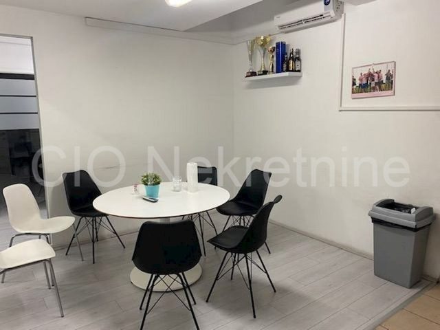 Poslovni prostor Za najam - Splitsko-dalmatinska Split - foto 2/13