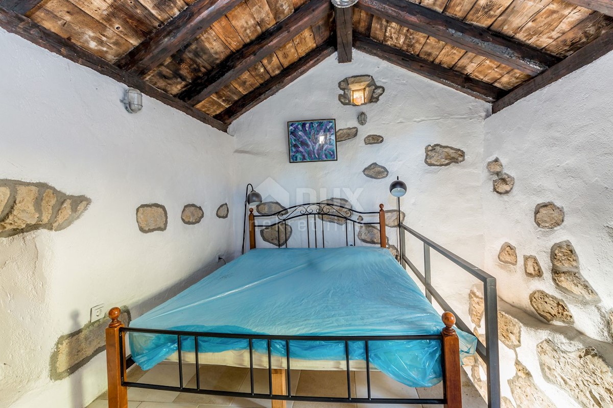Kuća Na prodaju - PRIMORSKO-GORANSKA  VINODOLSKA OPĆINA 